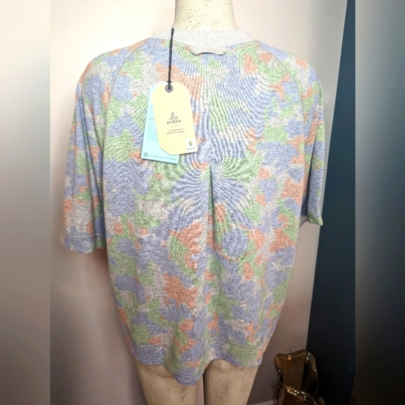 Prana cozy up relaxed fit sunfair top gray & pastel Woman's XL or L. - Picture 6 of 12